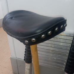 Motorcycle Backrest (Sissi Bar)