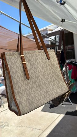 MK purse