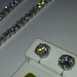 Big 4 Ct Solitaire Studs