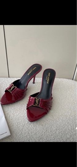 Zapatos finos de mujer