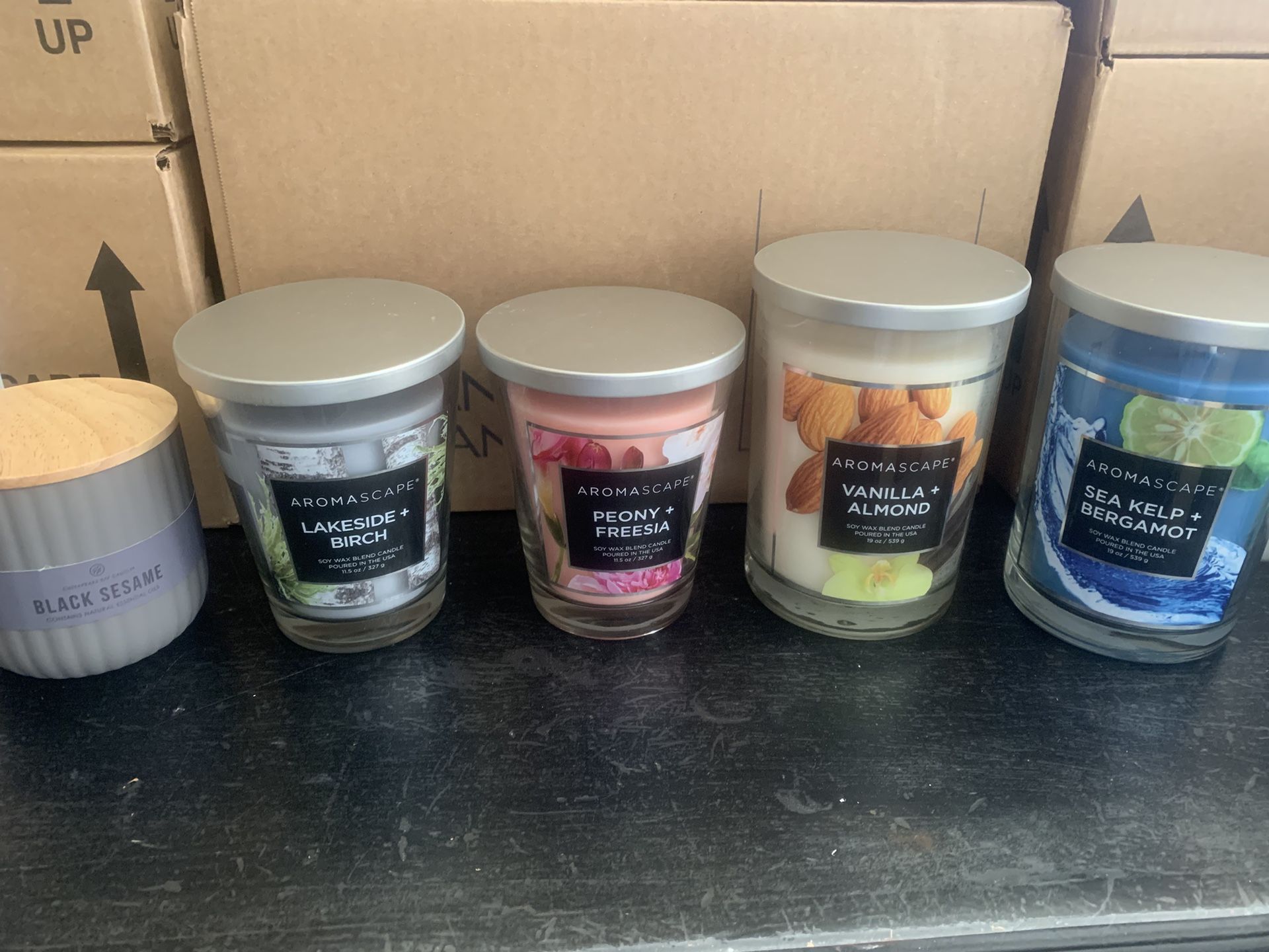New Candles 🕯️ Free Candle W/ Purchase