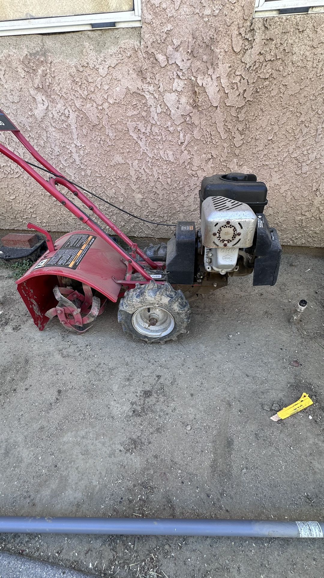 Troy BILT Bronco Rear Tine Tiller