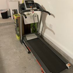 Treadmill 