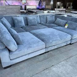 🛑For Sale - 6 Piece Modular Sectional with Ottoman!!! Ask For Price!!! Preguntar Por Precio 