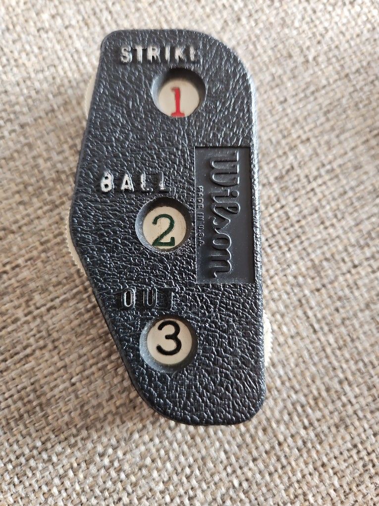 Vintage Umpire Counter