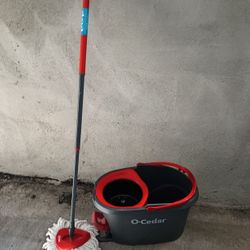 O-Cedar EasyWring Microfiber Spin Mop, Bucket Floor Cleaning System, Red, Gray, Standard