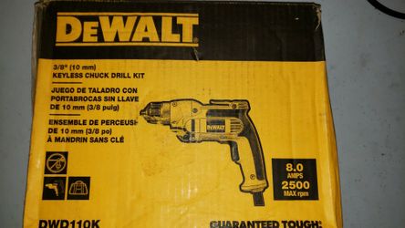 DEWALT 3/8" KEYLESS CHUCK DRILL KIT