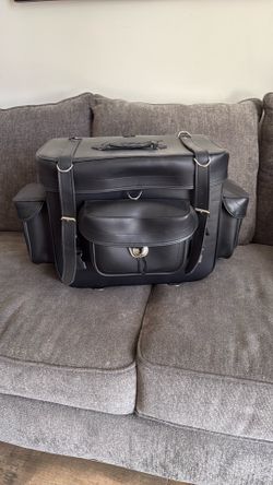 Leather motorcycle luggage