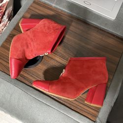 Clark’s Booties Size 7 