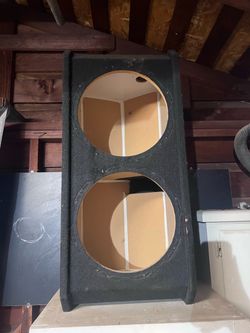 Dual 15” Speaker Cabinet