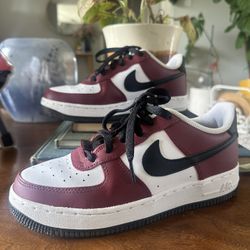 Nike Air Force 1 LV8 GS Sneakers Team Red (Maroon)