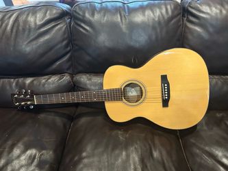 Recording King Acoustic Guitar RO-310