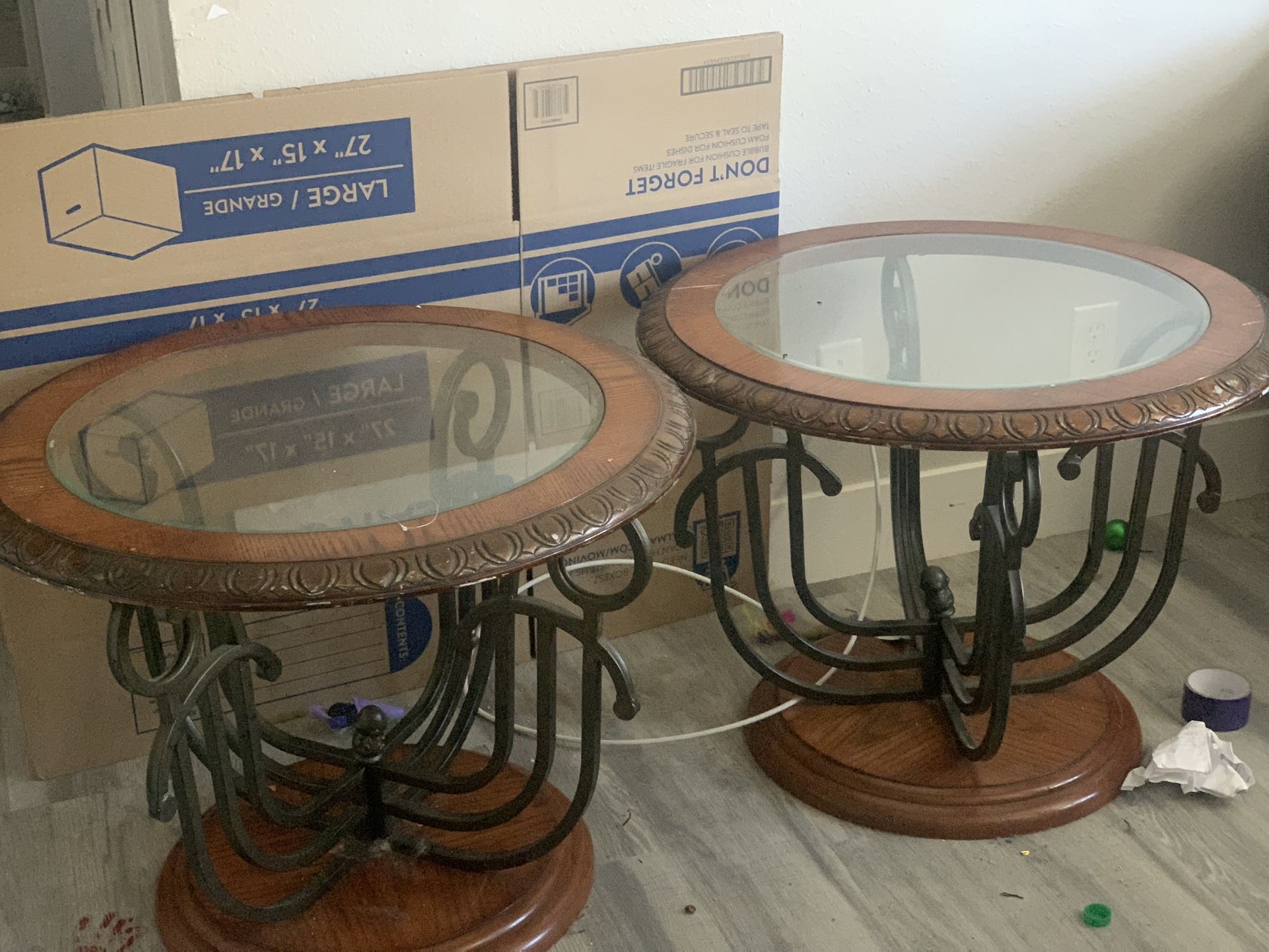 2 End Tables