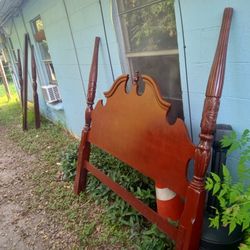 Matrimonial Frame Bed$50 I'm Better Offer