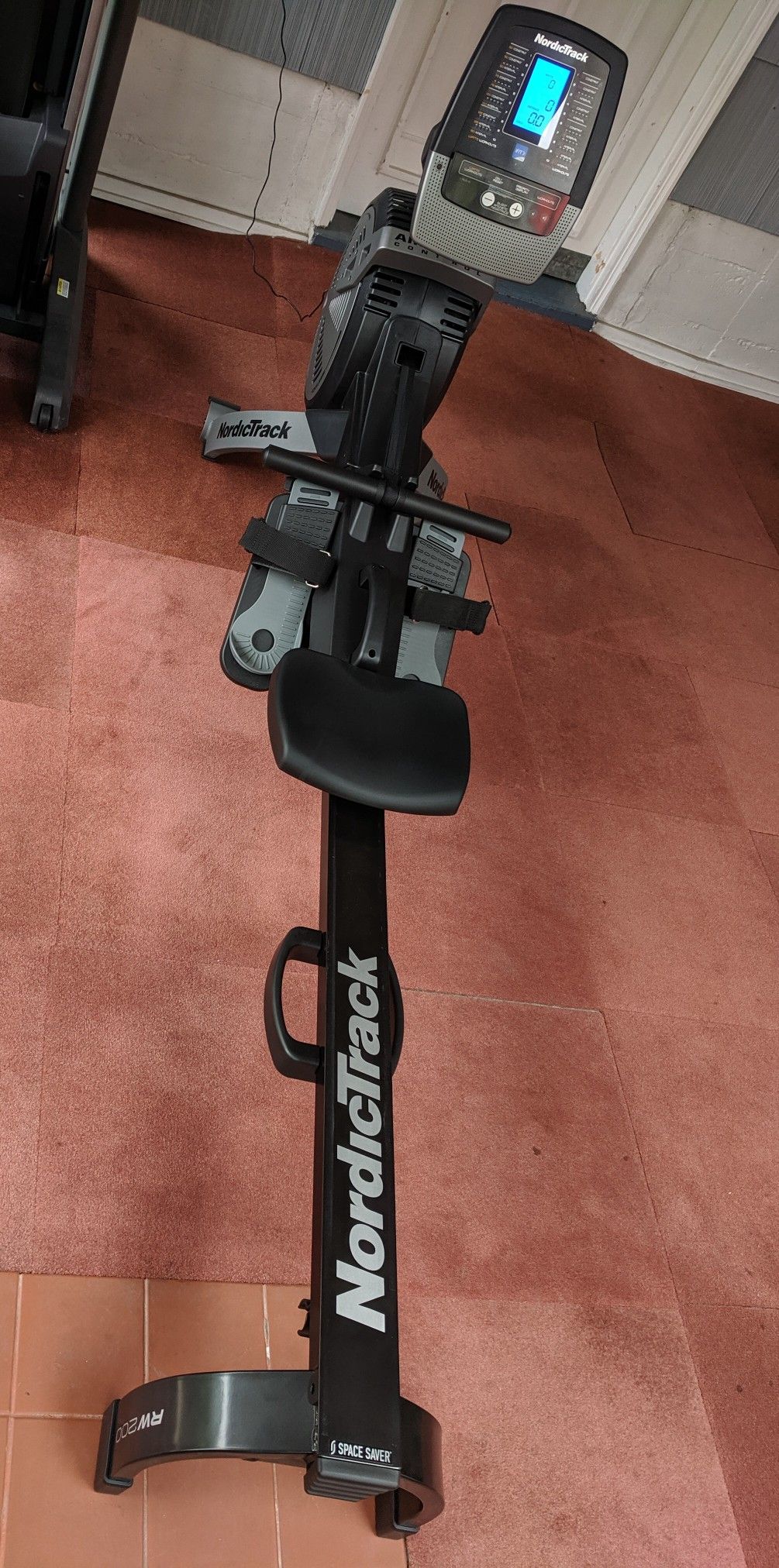 NordicTrack RW200 Rower Machine Like New! for Sale in WA