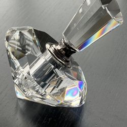 Diamond/Square Crystal Perfume Bottle.