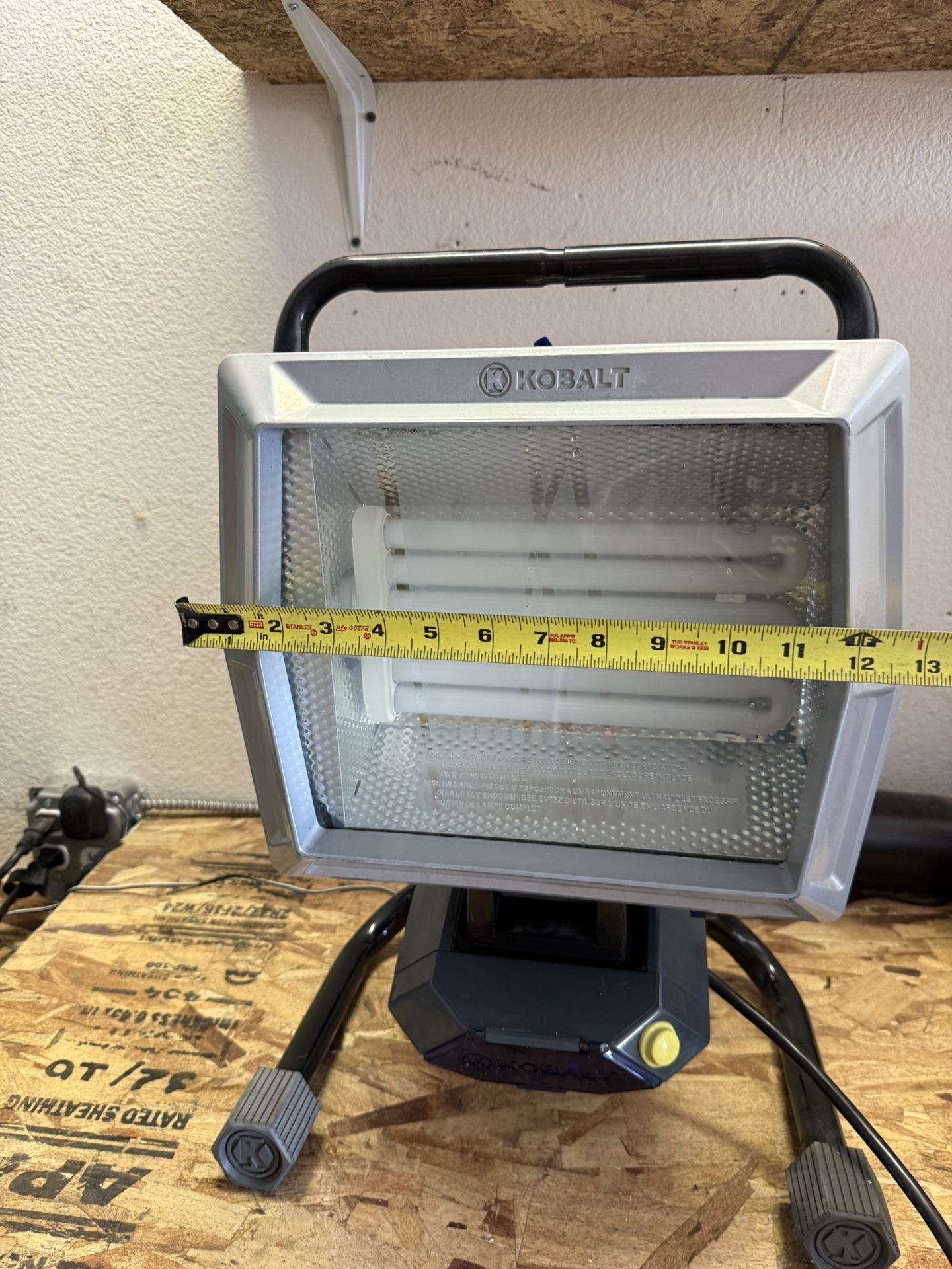 KOBALT 65 Watt Work Light