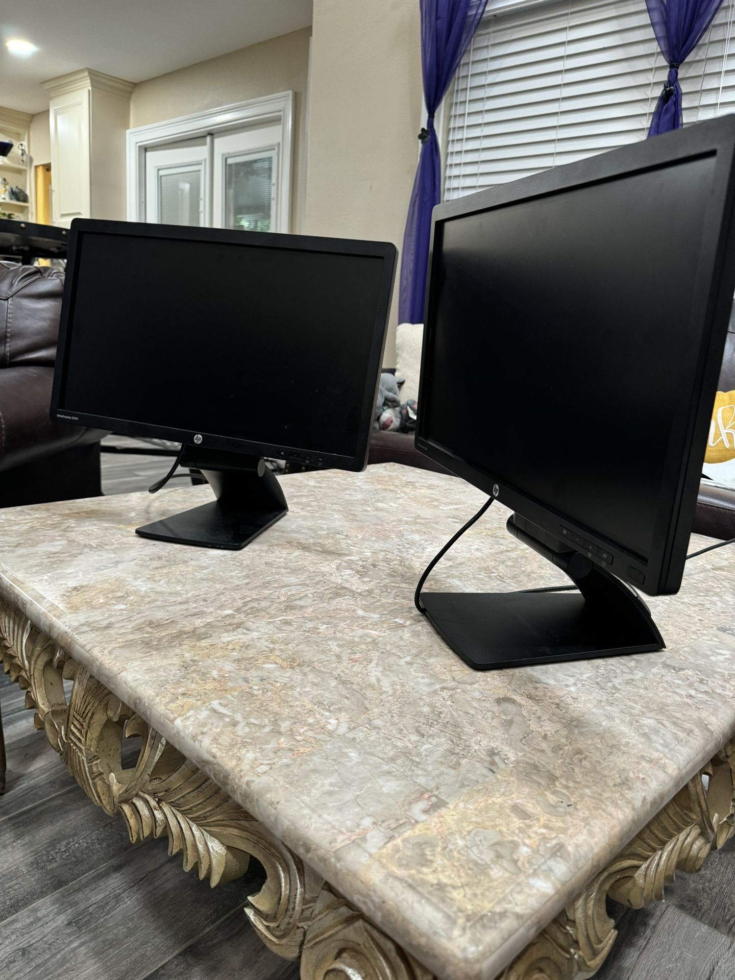 HP EliteDisplay E221i Monitor (2 in Stock) (w/ power cord & channel cord) NEED PURCHASED TODAY