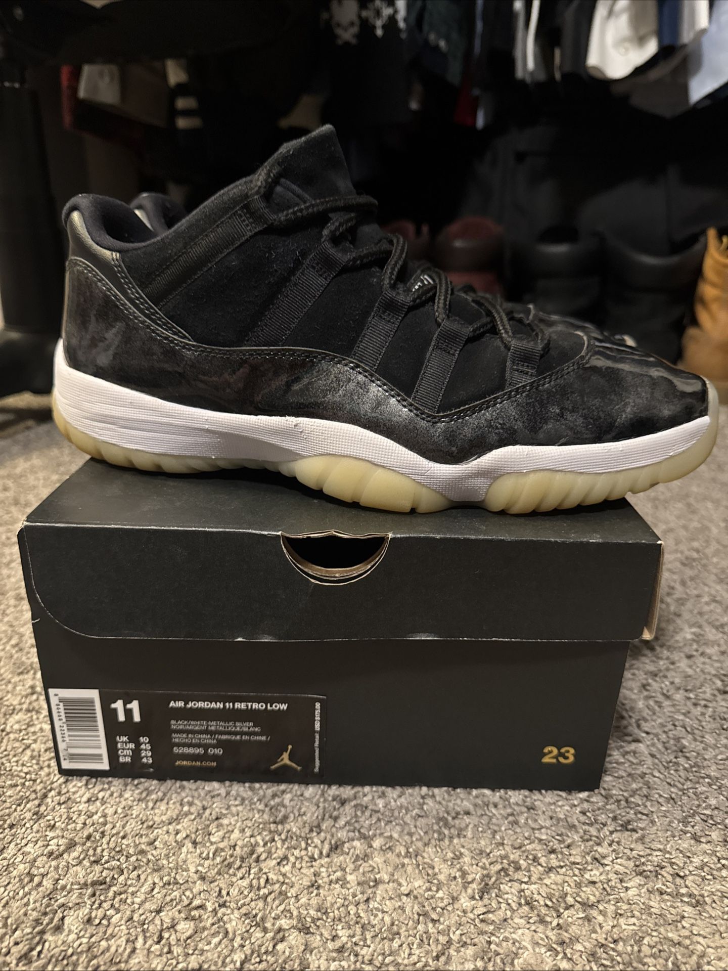 Air Jordan 11s Retro Low Men’s Size 11