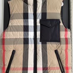 Burberry Reversible Romford Puffer Vest