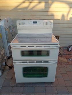 Maytag Double Oven Electric Stove (off white)