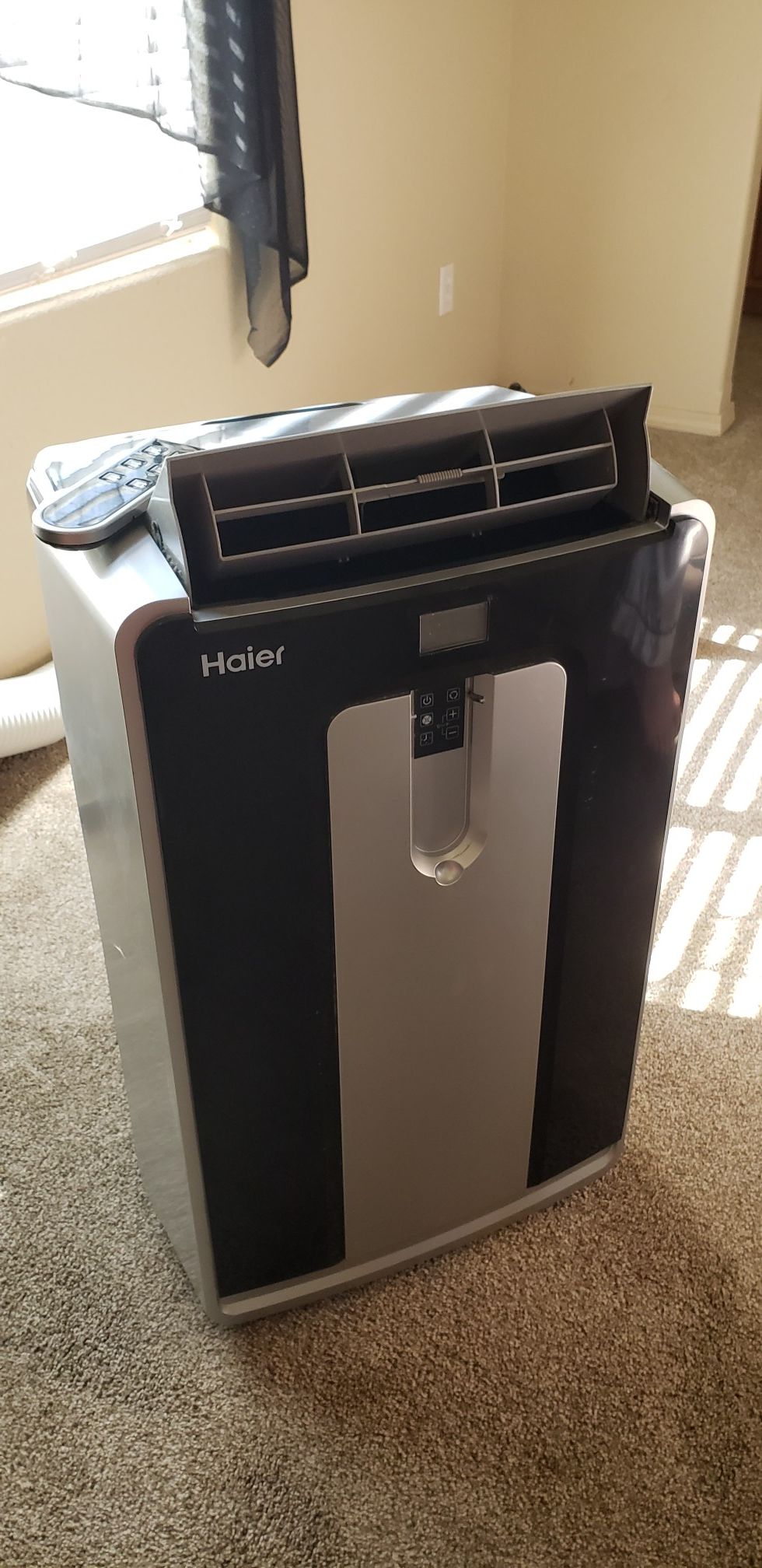 Haier portable AC/Heater, 10,000 BTU unit
