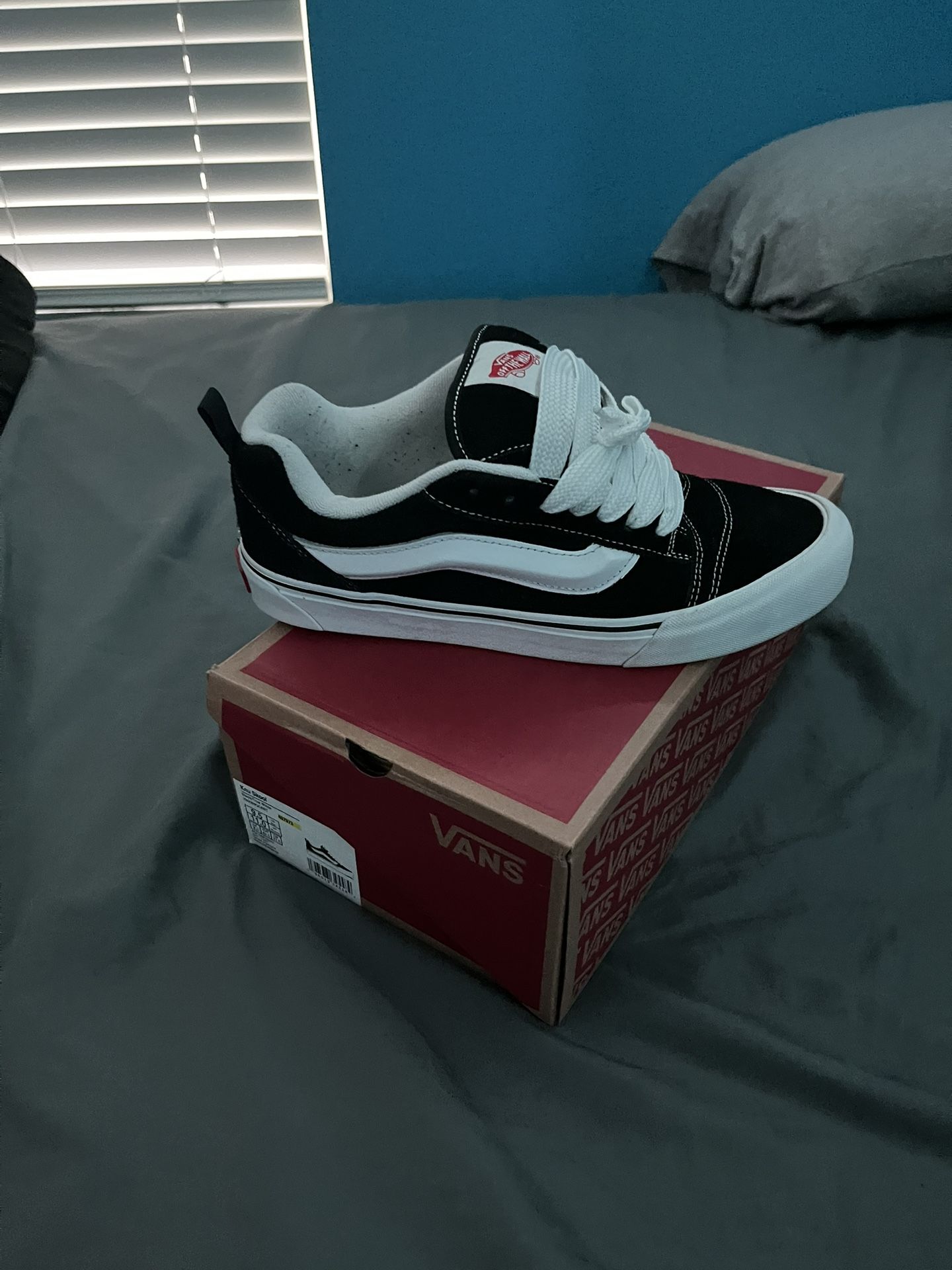 Lightly Worn Knu Skool Vans With Box Size 9.5 With Different Laces But Include Original Laces