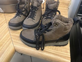 2 Pairs Of Boots Size 8