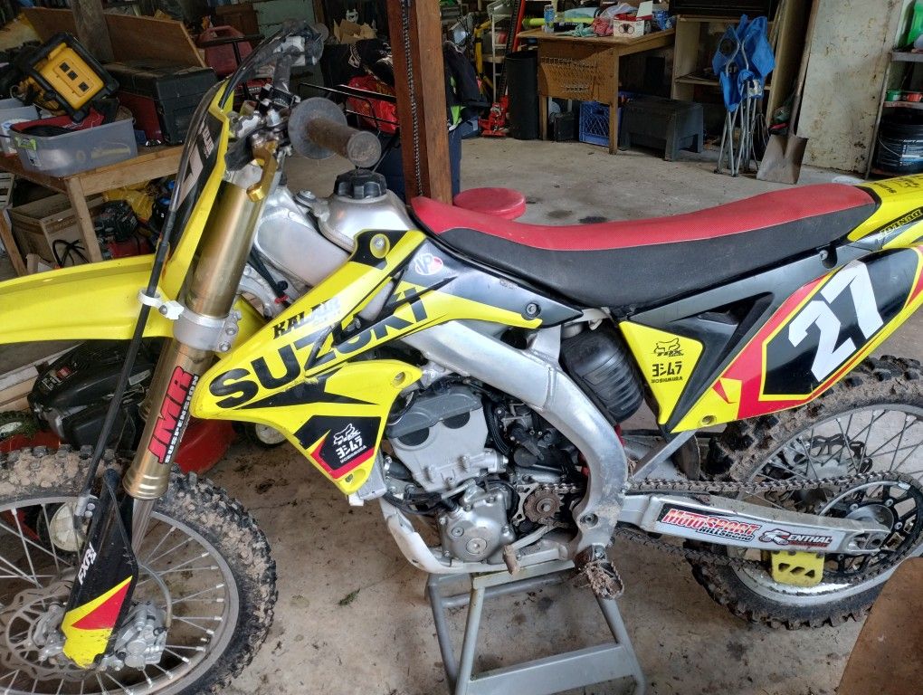 2016 Suzuki Dirtbike