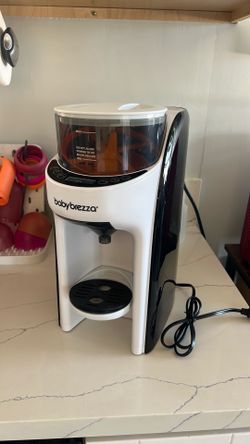 Baby Brezza automatic formula dispenser