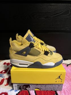 Jordan 4 lightning size 9.5 for Sale in Tampa, FL - OfferUp