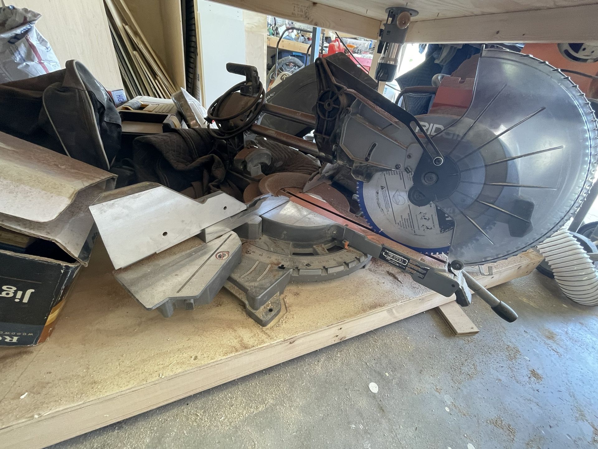 Ridgid 12 Inch Sliding Miter Saw