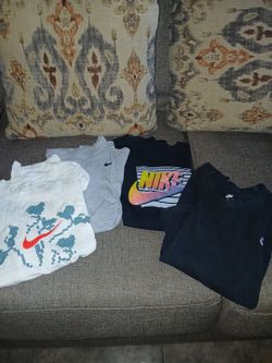 Nike t-shirts