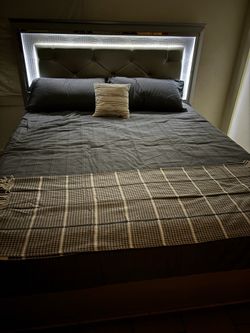 Light Up Grey King Size Bed Frame & Mattress