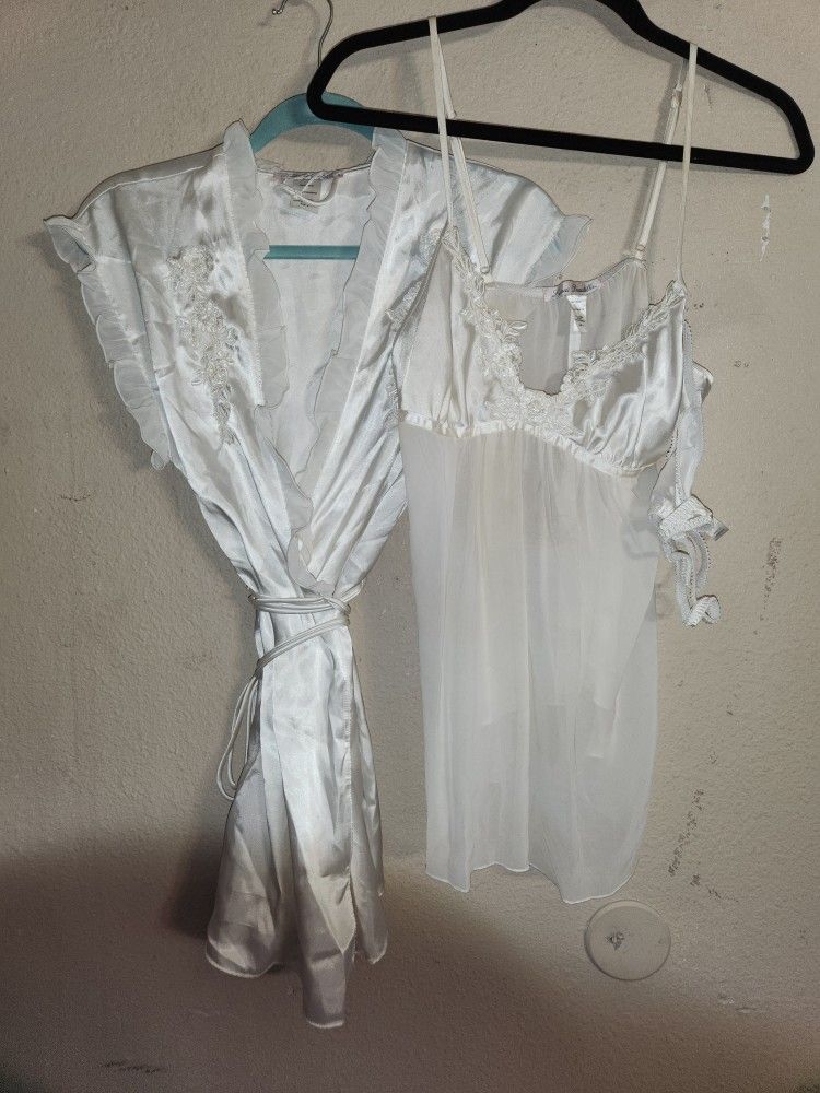 3 PC Sexy Nightgown Set.