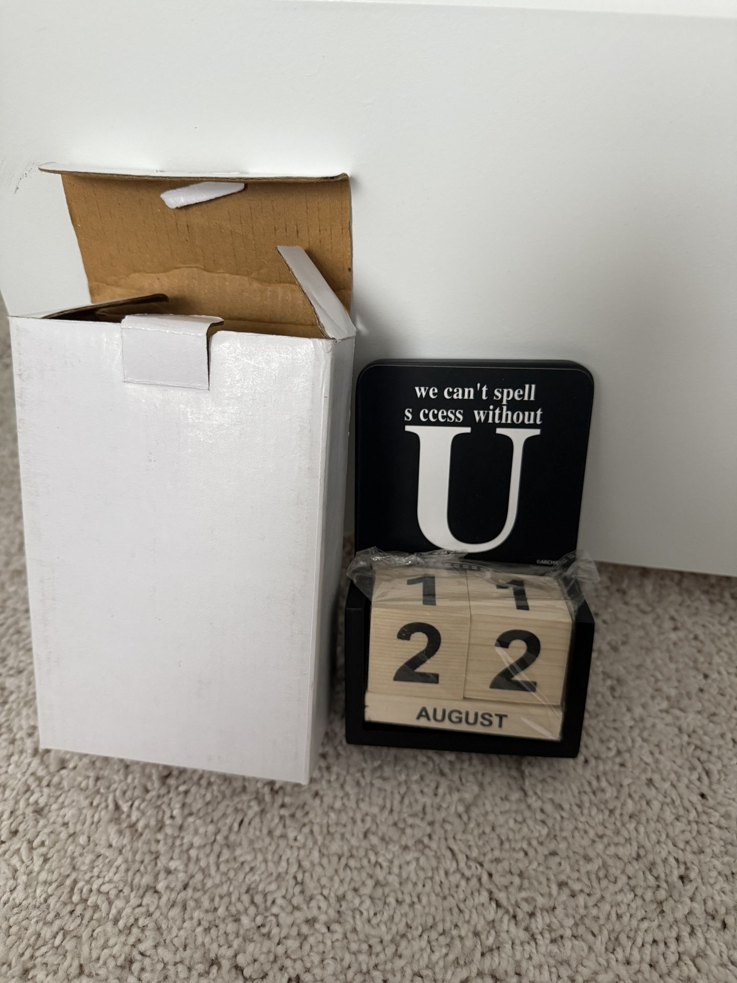 Wooden Block Calendar With Motivational Quotes