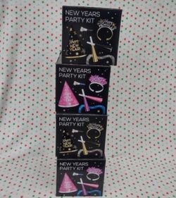 New Years Eve Party Kit 4 Sets 40-Persons NIP