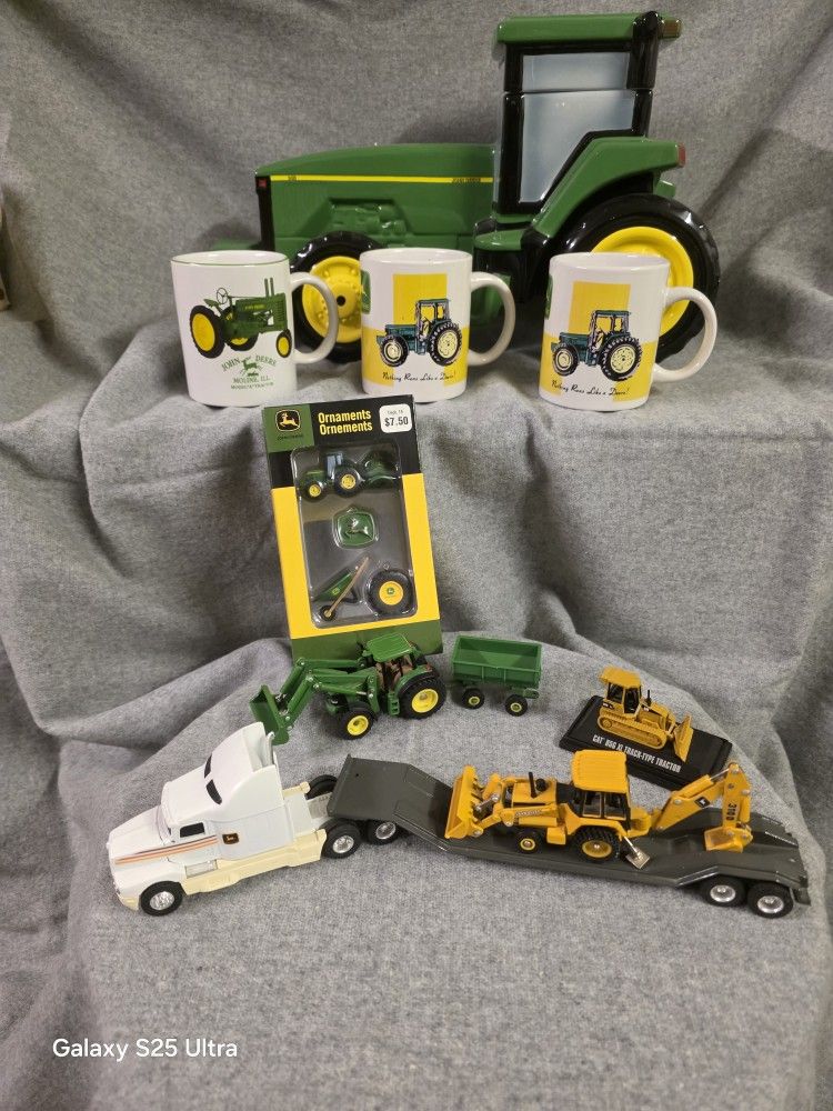 John Deer Collectables