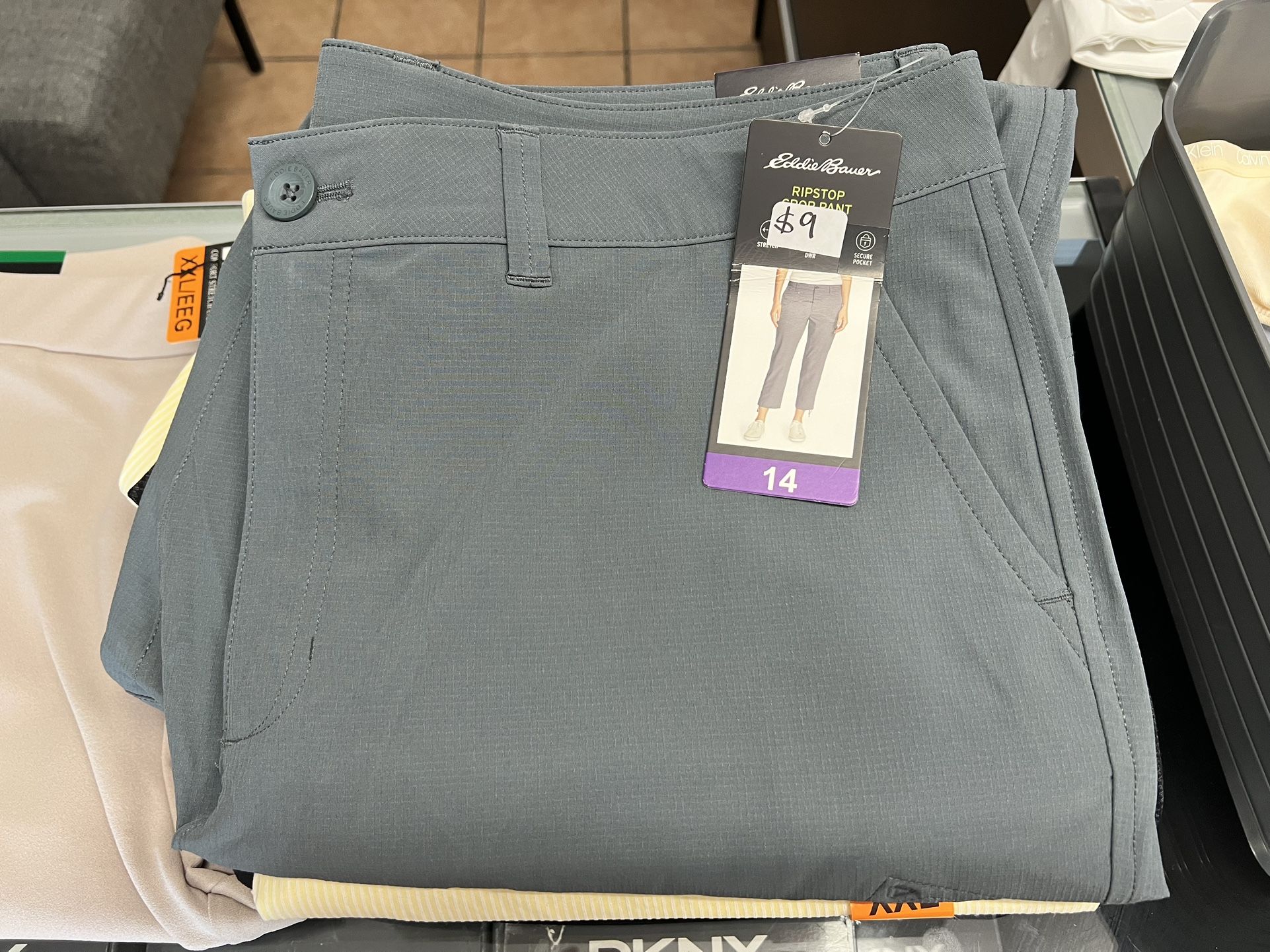 Eddie Bauer Ribstop Crop Pant