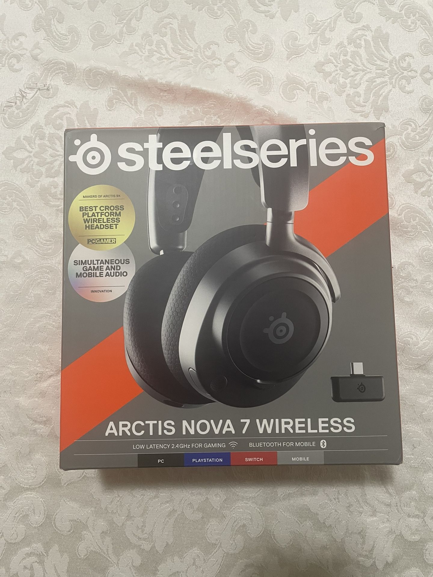SteelSeries - Arctis Nova 7 Wireless Gaming Headset for PC - Black Brand New
