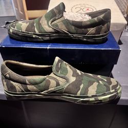 Polo sneaker size 11