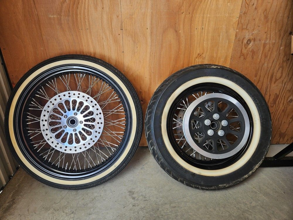 Harley-davidson FRONT AND REAR WHEELS. TIRE ON FRONT WHEEL WILL BE TAKEN OFF. REAR WHEEL STAYS ON. 21"x3.5 FRONT. 16"x3.5 REAR...Single FRONT Disk