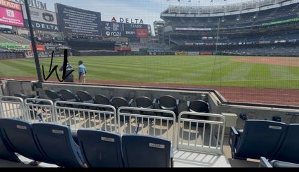 Yankees vs Dodgers Friday 7/17 1st row! Champions seats