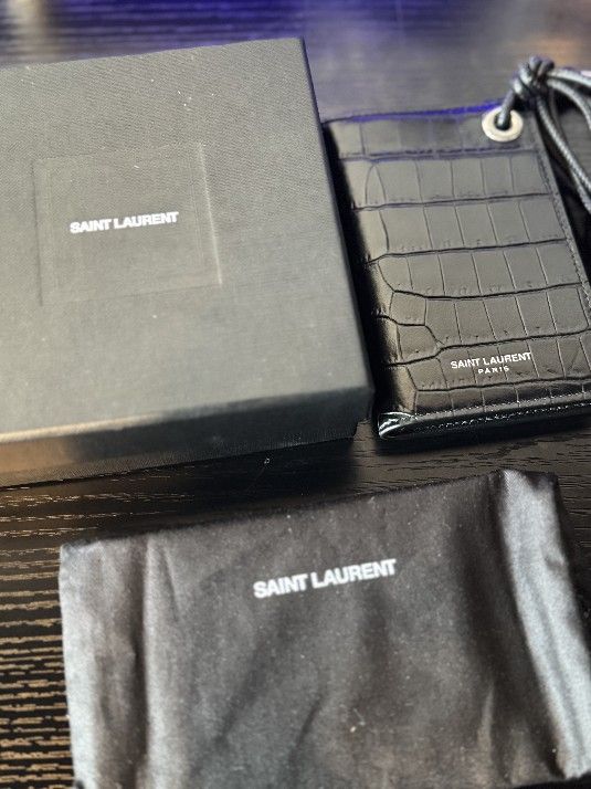Saint Laurent (Lanyard Wallet)