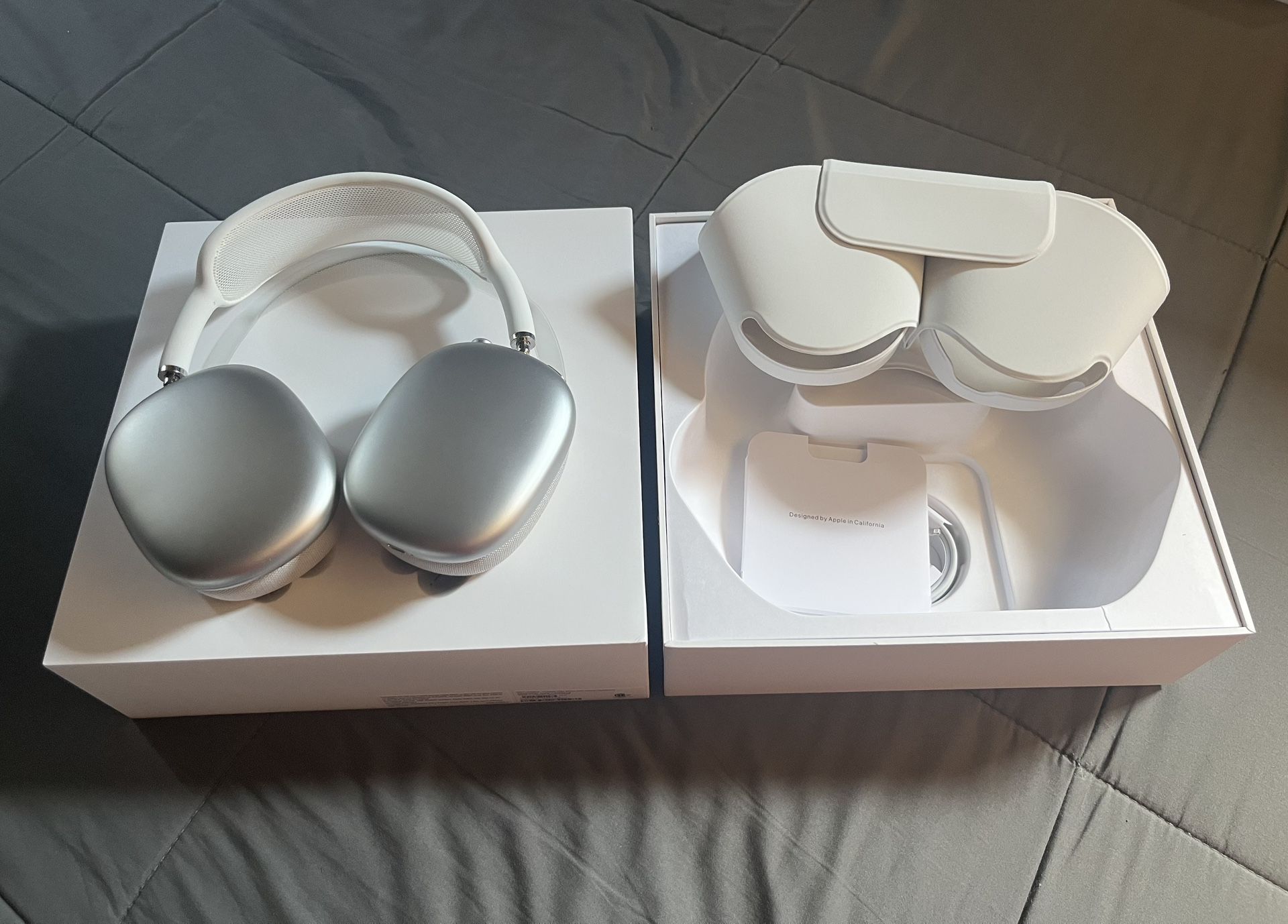 AirPod Maxes White