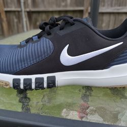 Mens Nike flex control size 10.5