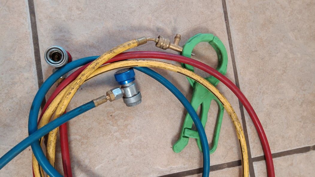 MATCO TOOLS AC13472 Aluminum Manifold Gauge Set 134a for Sale in El Paso, TX OfferUp