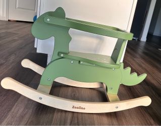 Baby rocking chair