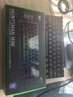 Razer Huntsman Mini (purple Switches)