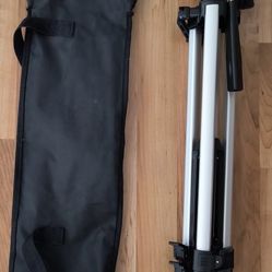 SLR Camera Tripod -New!